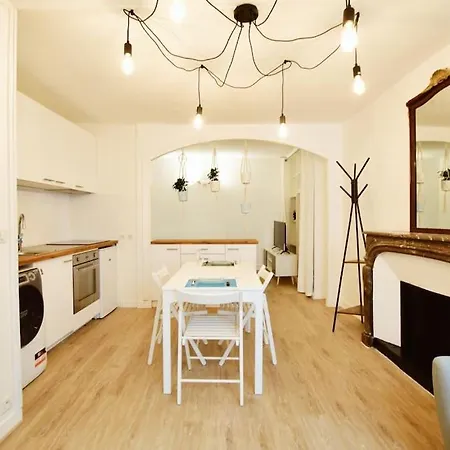 Apartament Cozy Studio@place Des Vosges Paryż